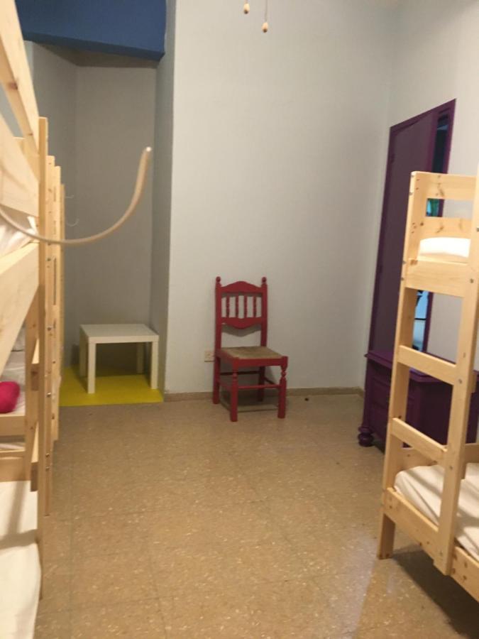 Past Or Trail Hostel Ларнака Екстериор снимка
