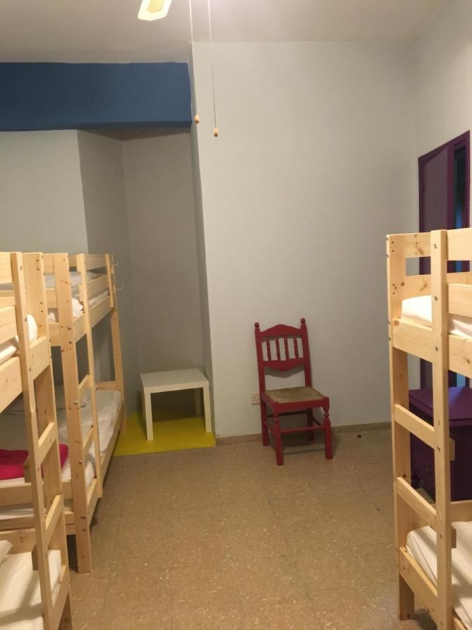 Past Or Trail Hostel Ларнака Екстериор снимка